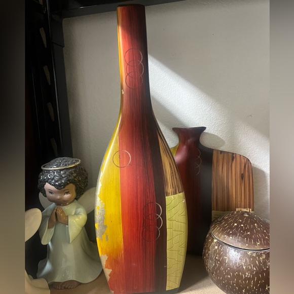 vase - Picture 3 of 3